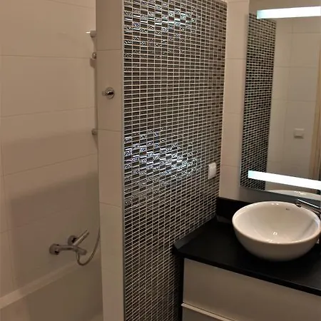 Belvarosi Apartmanszallo - Lägenhet Kiskunfélegyháza