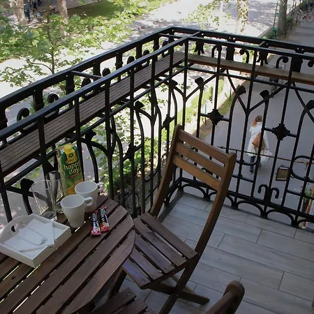Belvarosi Apartmanszallo - Apartment