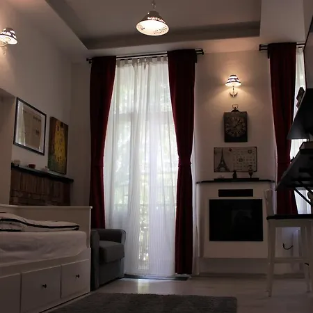 Belvarosi Apartmanszallo - Apartment Kiskunfelegyhaza