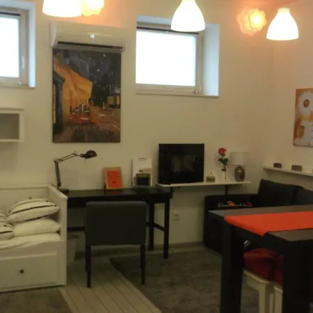 Belvarosi Apartmanszallo - Lejlighed Kiskunfélegyháza