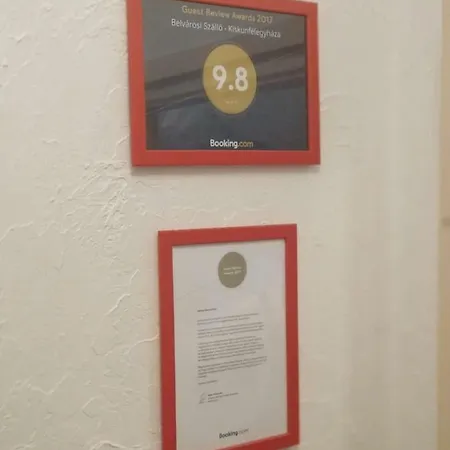 Lägenhet Belvarosi Apartmanszallo - Kiskunfélegyháza