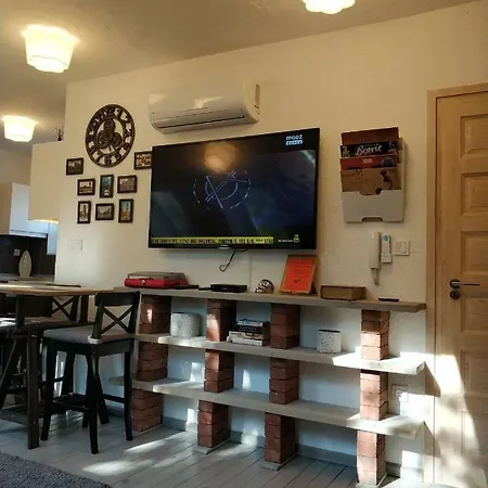 Belvarosi Apartmanszallo - *