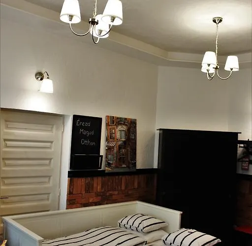 Belvarosi Apartmanszallo - *