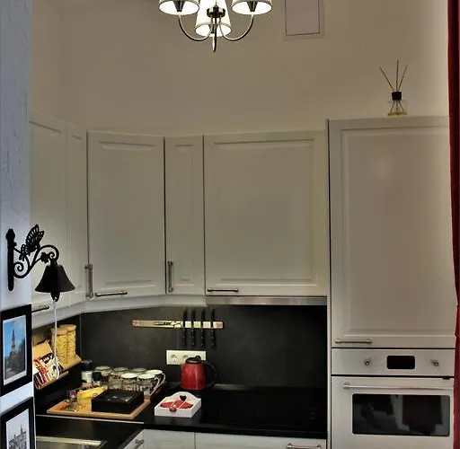 Апартаменты Belvarosi Apartmanszallo - Кишкунфеледьхаза