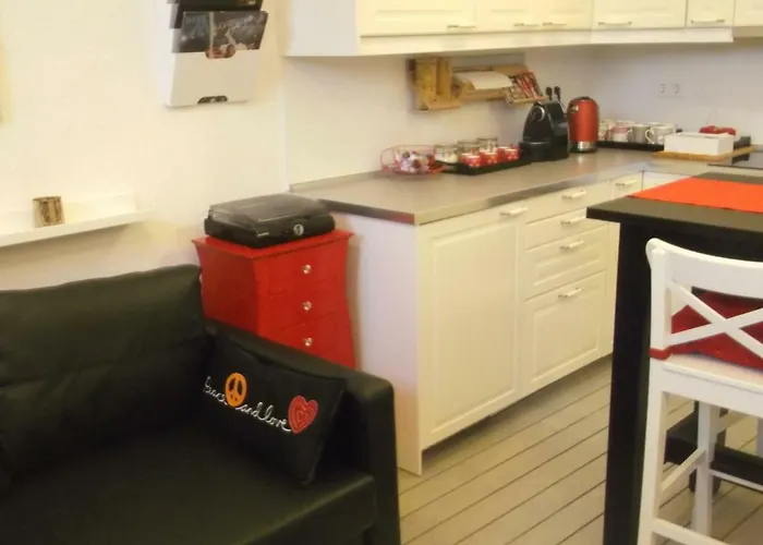 Апартаменты Belvarosi Apartmanszallo -