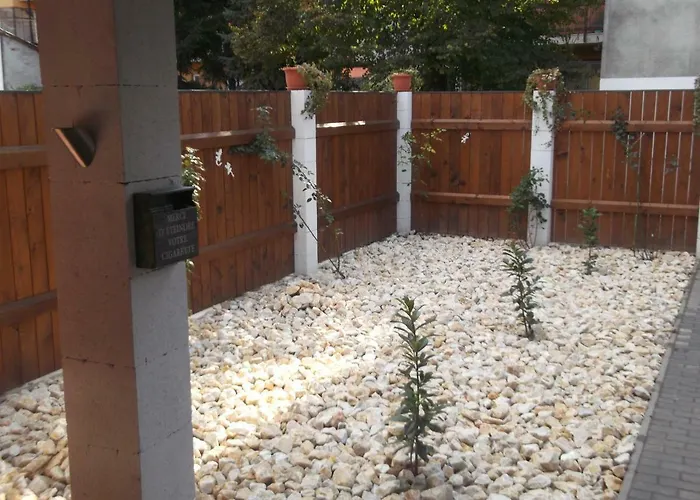 Belvarosi Apartmanszallo - *