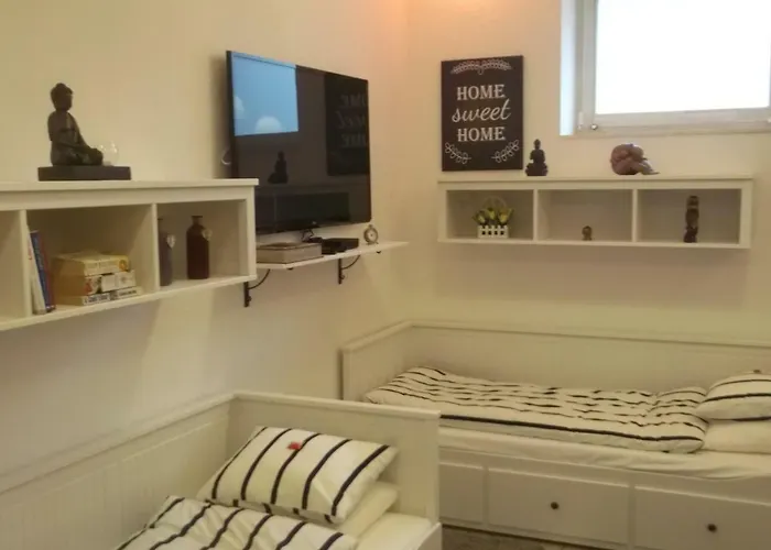 Апартаменты Belvarosi Apartmanszallo -